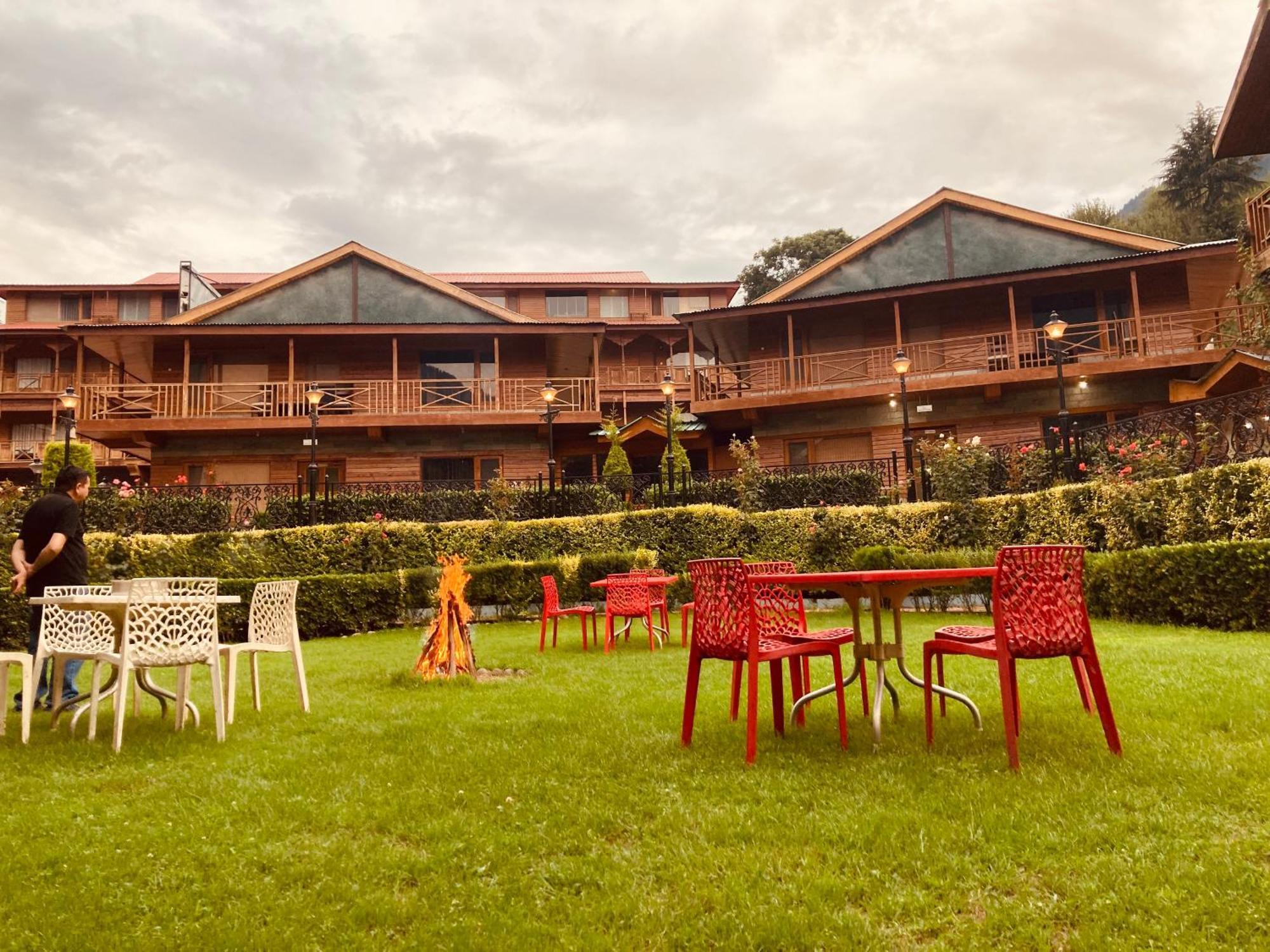 Hotel Midtown Manali Luaran gambar