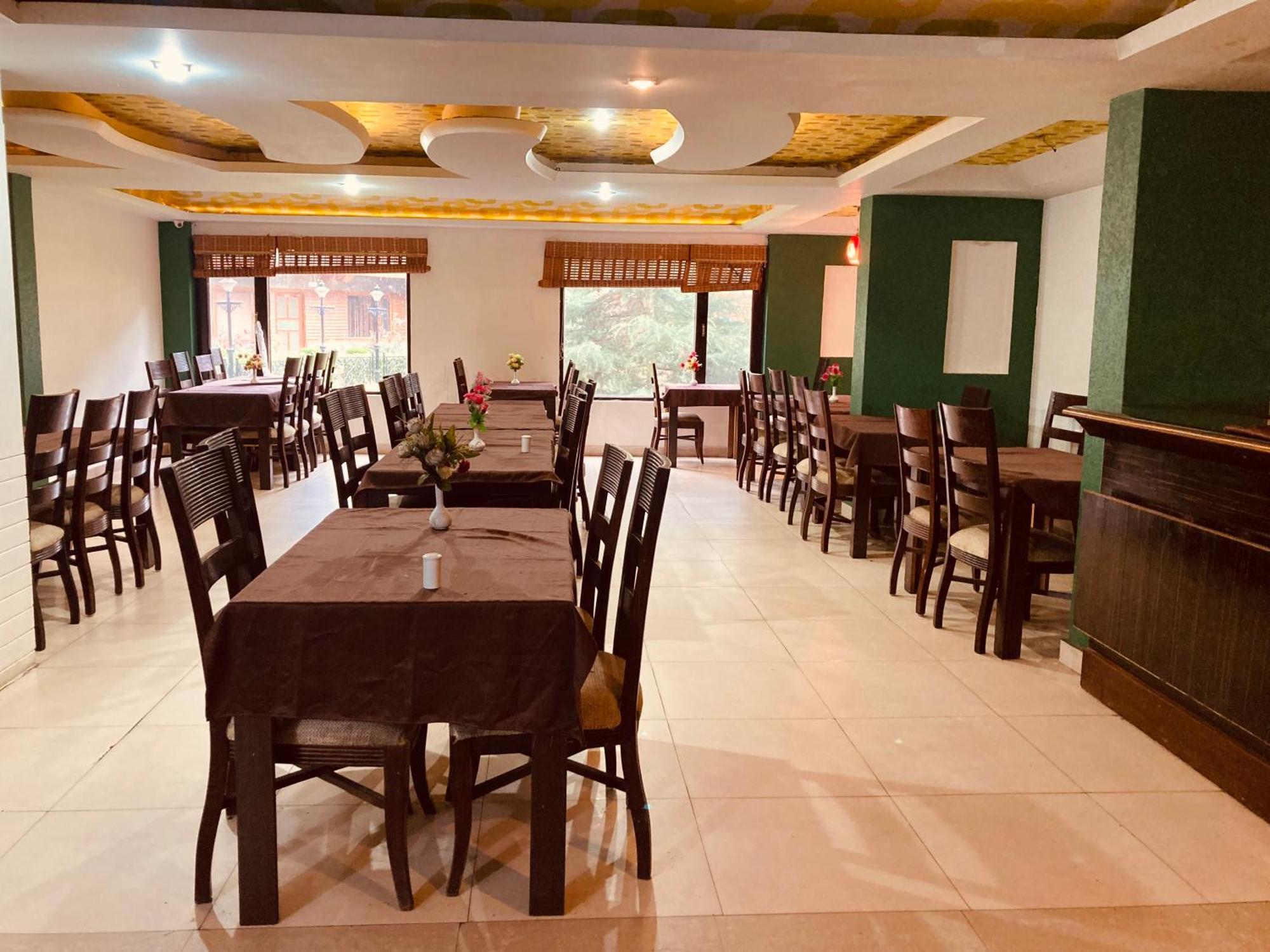 Hotel Midtown Manali Luaran gambar